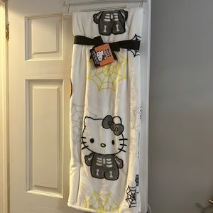 Hello kitty Halloween blanket